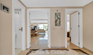 Appartement en rez-de-chaussée à vendre dans une résidence en bord de mer sur le New Golden Mile, Marbella - Estepona 783683 