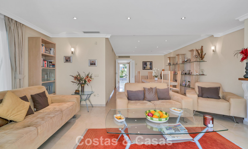 Appartement en rez-de-chaussée à vendre dans une résidence en bord de mer sur le New Golden Mile, Marbella - Estepona 783691