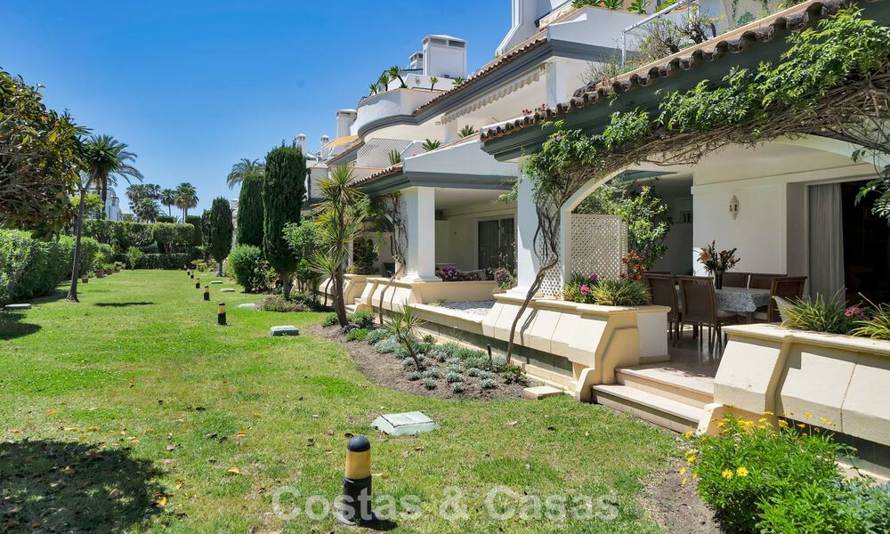 Appartement en rez-de-chaussée à vendre dans une résidence en bord de mer sur le New Golden Mile, Marbella - Estepona 783698