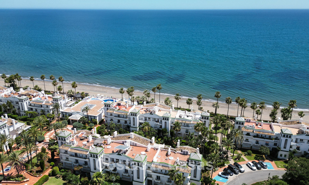 Appartement en rez-de-chaussée à vendre dans une résidence en bord de mer sur le New Golden Mile, Marbella - Estepona 783706