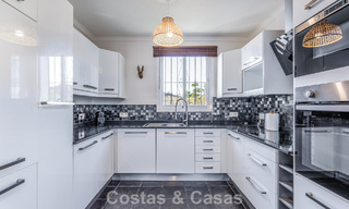 Spacieuse villa familiale avec piscine privée et vue panoramique, nichée dans les collines d'Estepona 783731 