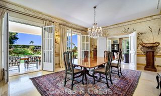 Villa de luxe méditerranéenne classique à vendre à quelques pas de la plage de Los Monteros, à l'est du centre de Marbella 783746 