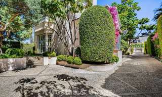 Villa de luxe méditerranéenne classique à vendre à quelques pas de la plage de Los Monteros, à l'est du centre de Marbella 783760 