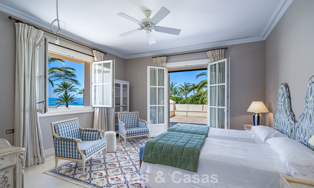 Villa de luxe méditerranéenne classique à vendre à quelques pas de la plage de Los Monteros, à l'est du centre de Marbella 783764