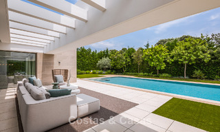 Élégante villa moderne de 5 chambres à vendre sur le New Golden Mile, entre Marbella et Estepona 783776 