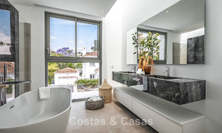 Élégante villa moderne de 5 chambres à vendre sur le New Golden Mile, entre Marbella et Estepona 783779 
