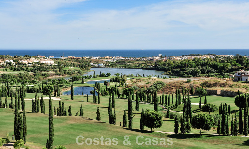 Penthouse duplex ultra-luxueux avec intérieur primé à vendre à Los Flamingos Golf Resort à Benahavis - Marbella 782878