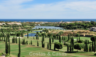 Penthouse duplex ultra-luxueux avec intérieur primé à vendre à Los Flamingos Golf Resort à Benahavis - Marbella 782878 