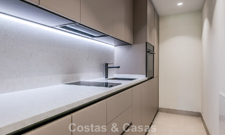 Appartement en bord de mer, rénové avec goût, avec vue imprenable sur la mer, entre Marbella et Estepona 782897 