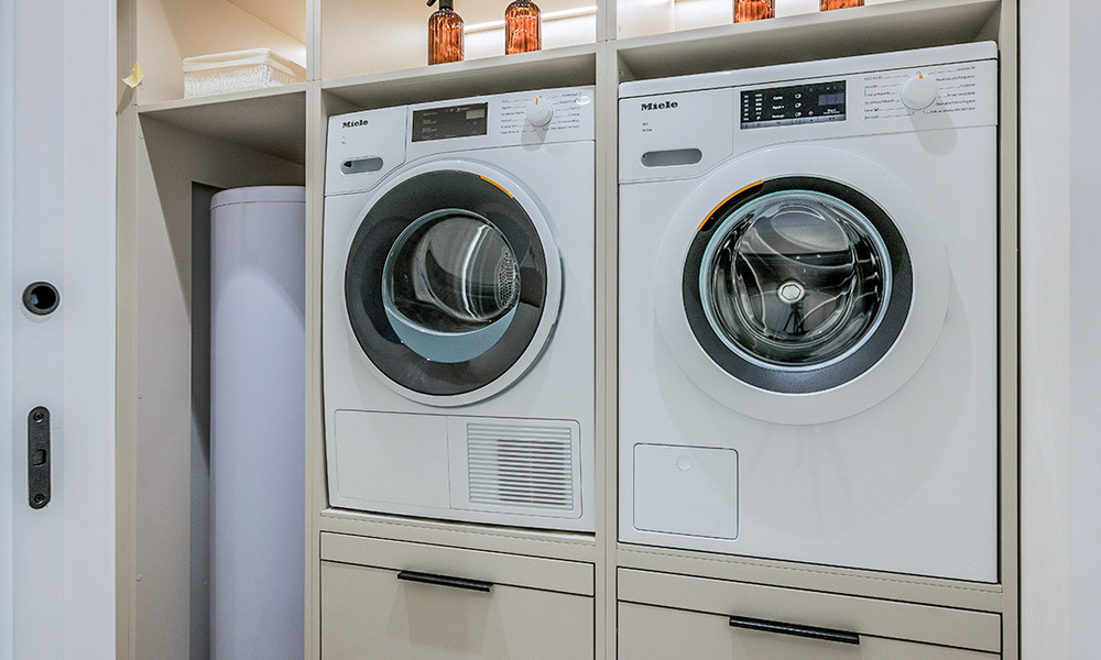 Appartement en bord de mer, rénové avec goût, avec vue imprenable sur la mer, entre Marbella et Estepona 782898