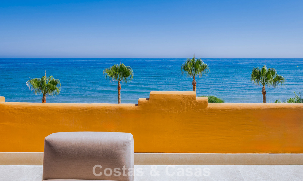 Appartement en bord de mer, rénové avec goût, avec vue imprenable sur la mer, entre Marbella et Estepona 782899