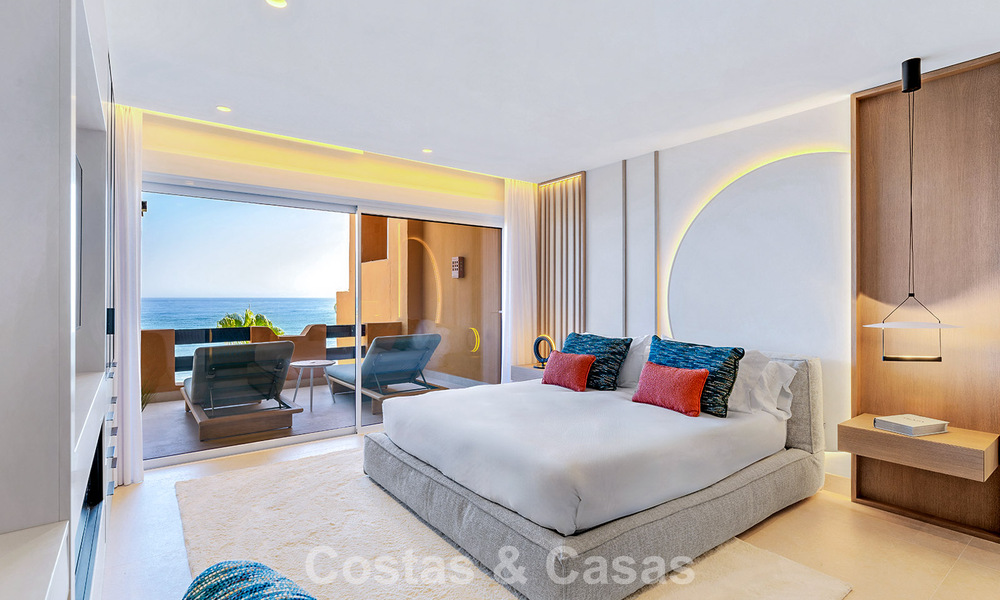 Appartement en bord de mer, rénové avec goût, avec vue imprenable sur la mer, entre Marbella et Estepona 782906