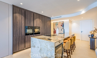 Appartement en bord de mer, rénové avec goût, avec vue imprenable sur la mer, entre Marbella et Estepona 782914 