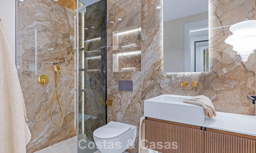 Appartement en bord de mer, rénové avec goût, avec vue imprenable sur la mer, entre Marbella et Estepona 782927