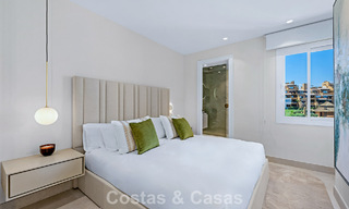 Appartement en bord de mer, rénové avec goût, avec vue imprenable sur la mer, entre Marbella et Estepona 782932 