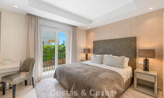 Maison de ville magnifiquement rénovée à vendre dans une résidence fermée à La Quinta, Marbella - Benahavis 783849 
