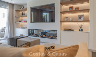 Maison de ville magnifiquement rénovée à vendre dans une résidence fermée à La Quinta, Marbella - Benahavis 783859 