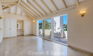 Superbe penthouse de luxe de 3 chambres à vendre dans un complexe de golf en première ligne à Nueva Andalucia, Marbella 783863 