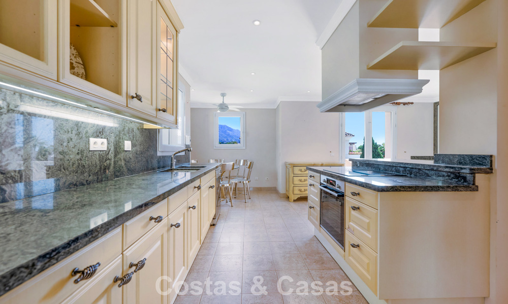 Superbe penthouse de luxe de 3 chambres à vendre dans un complexe de golf en première ligne à Nueva Andalucia, Marbella 783876