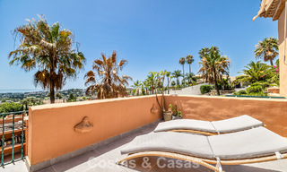 Opportunité! Penthouse de luxe de 3 chambres avec vue sur la mer à vendre dans la Vallée des Golfs de Nueva Andalucia, Marbella 783307 