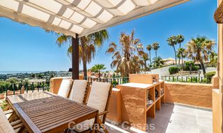 Opportunité! Penthouse de luxe de 3 chambres avec vue sur la mer à vendre dans la Vallée des Golfs de Nueva Andalucia, Marbella 783308 