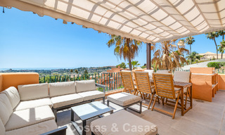 Opportunité! Penthouse de luxe de 3 chambres avec vue sur la mer à vendre dans la Vallée des Golfs de Nueva Andalucia, Marbella 783321 