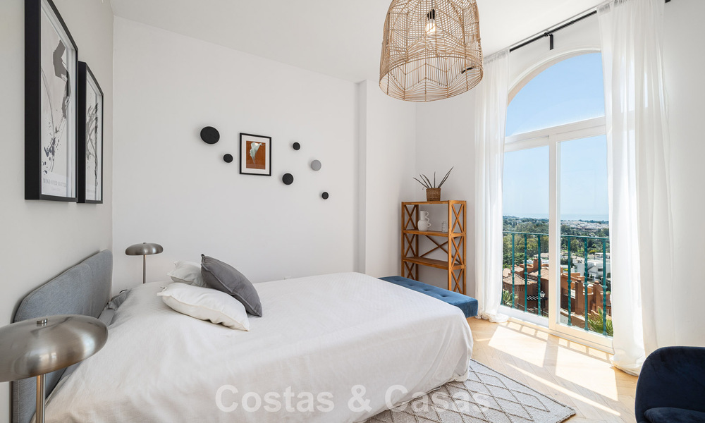 Opportunité! Penthouse de luxe de 3 chambres avec vue sur la mer à vendre dans la Vallée des Golfs de Nueva Andalucia, Marbella 783326