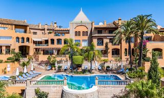 Opportunité! Penthouse de luxe de 3 chambres avec vue sur la mer à vendre dans la Vallée des Golfs de Nueva Andalucia, Marbella 783339 