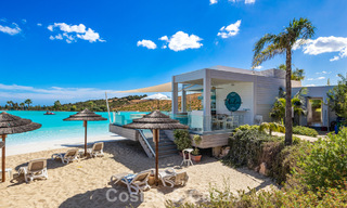 Appartement 2 chambres, prêt à emménager, à vendre dans un complexe exclusif près d'un grand lagon bleu sur la Costa del Sol 783969 