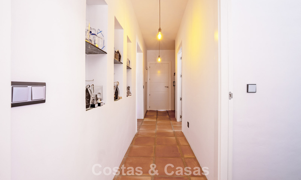 Villa de luxe de plain-pied, prête à emménager, à vendre en première ligne de golf, dans un complexe hôtelier de premier plan à Mijas, Costa del Sol 783919