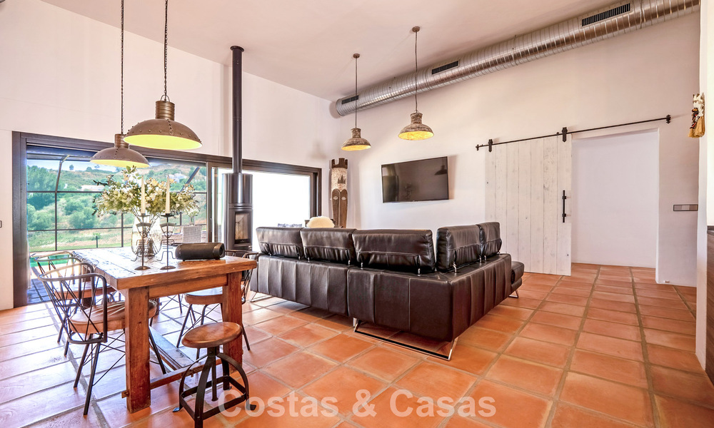 Villa de luxe de plain-pied, prête à emménager, à vendre en première ligne de golf, dans un complexe hôtelier de premier plan à Mijas, Costa del Sol 783937