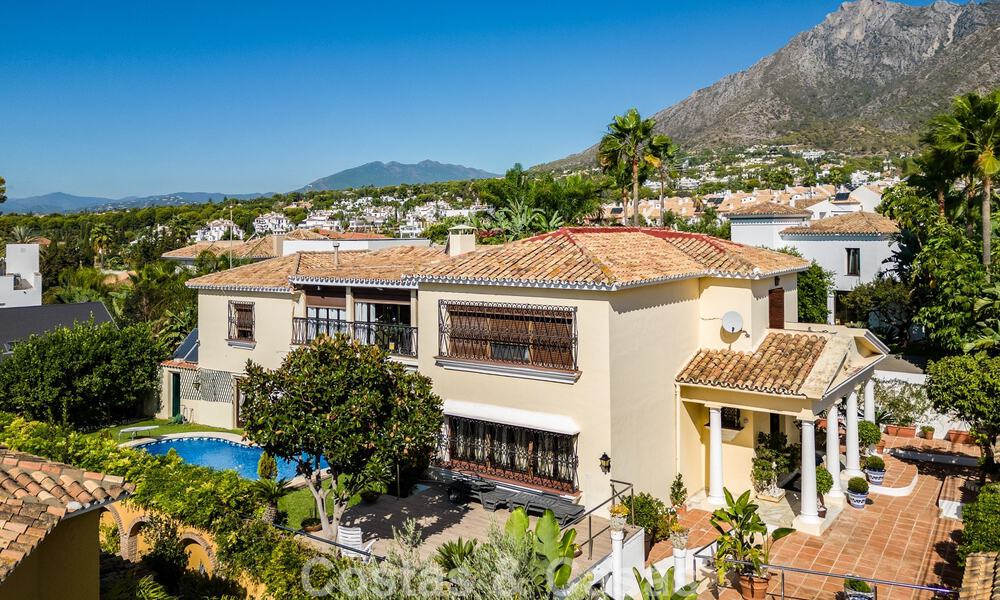Villa de style méditerranéen classique à vendre à quelques pas du centre-ville de Marbella 784004