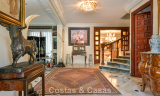 Villa de style méditerranéen classique à vendre à quelques pas du centre-ville de Marbella 784005 