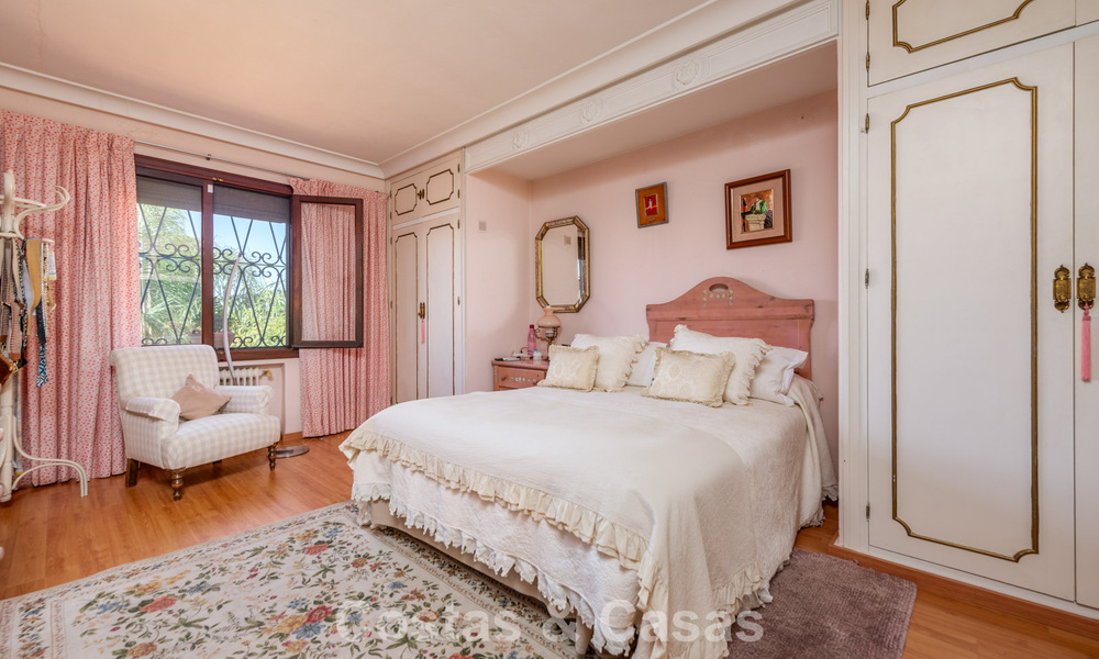 Villa de style méditerranéen classique à vendre à quelques pas du centre-ville de Marbella 784019