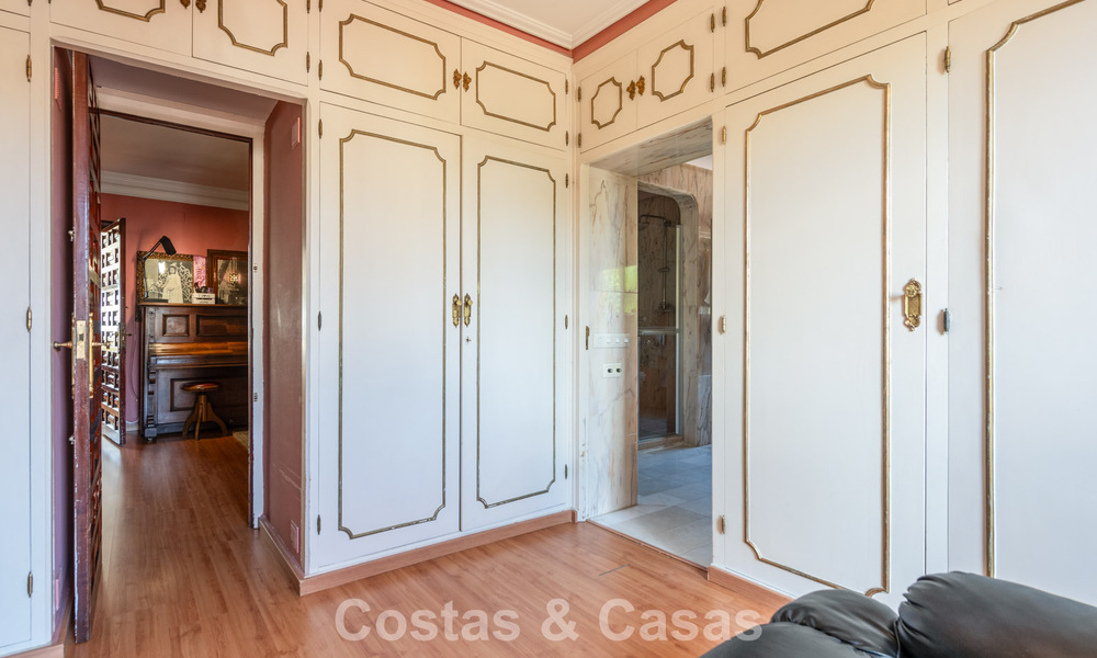 Villa de style méditerranéen classique à vendre à quelques pas du centre-ville de Marbella 784022