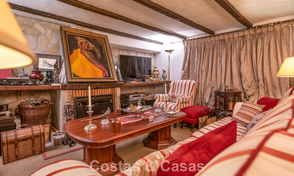 Villa de style méditerranéen classique à vendre à quelques pas du centre-ville de Marbella 784031