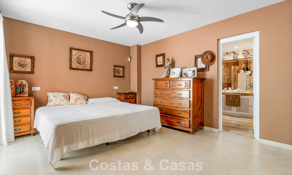Spacieux appartement au rez-de-chaussée dans une résidence sécurisée, à quelques pas de la plage et de Puerto Banús, Marbella 783893