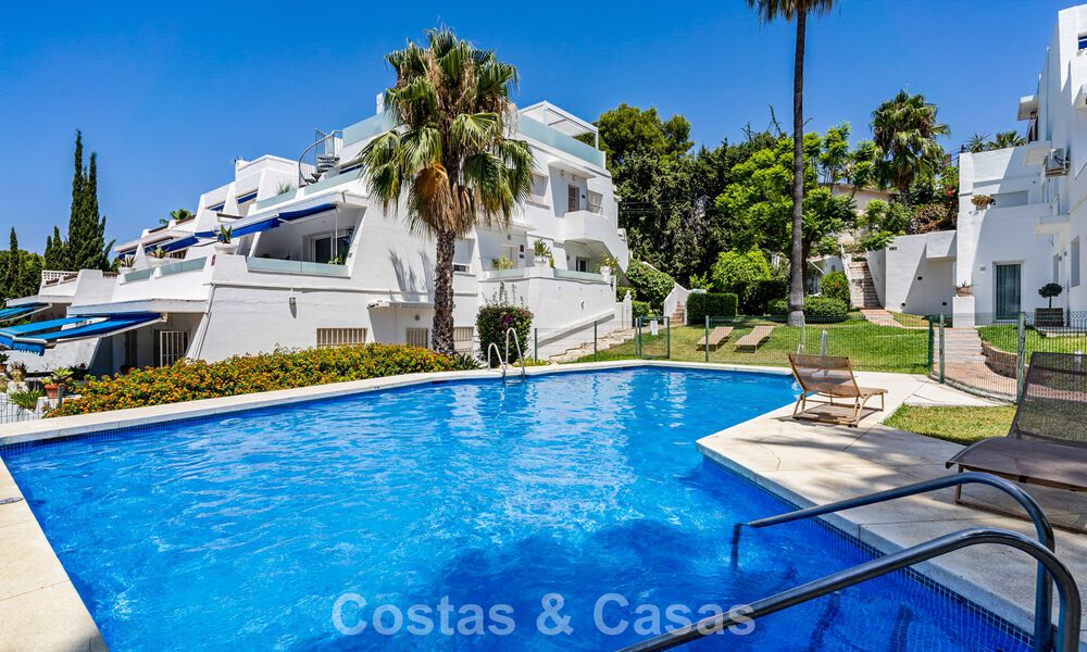 Spacieux appartement au rez-de-chaussée dans une résidence sécurisée, à quelques pas de la plage et de Puerto Banús, Marbella 783900