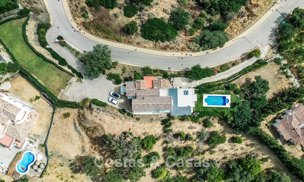 Luxueuse villa de style espagnol avec vue sur les montagnes et la mer à vendre sur le New Golden Mile, entre Marbella et Estepona 784051