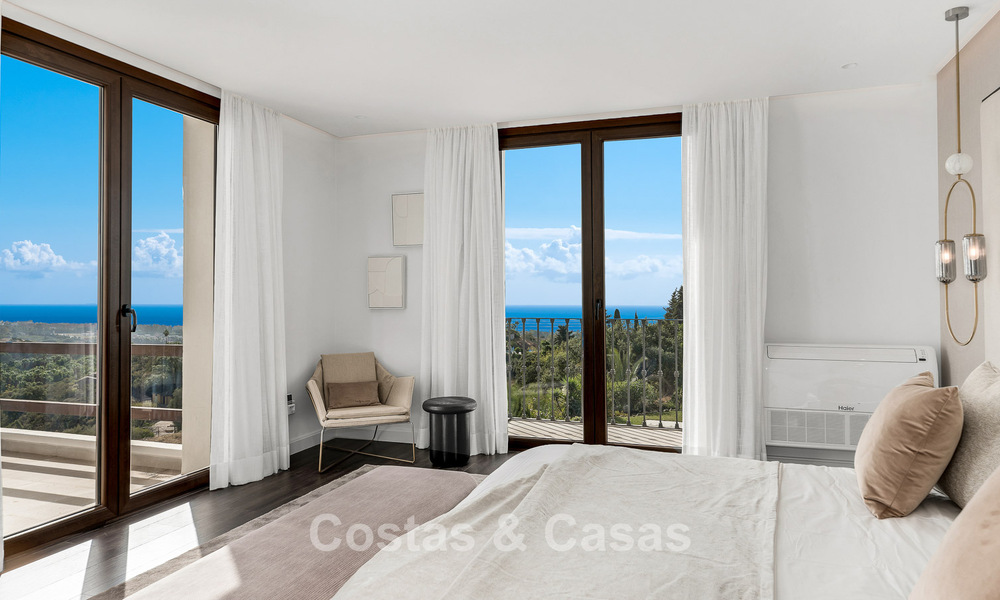 Luxueuse villa de style espagnol avec vue sur les montagnes et la mer à vendre sur le New Golden Mile, entre Marbella et Estepona 784068