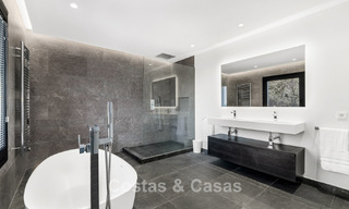 Luxueuse villa de style espagnol avec vue sur les montagnes et la mer à vendre sur le New Golden Mile, entre Marbella et Estepona 784071 