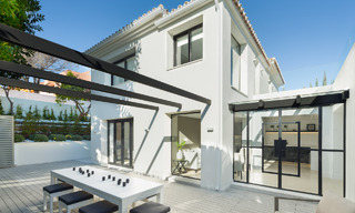 Luxueuse villa méditerranéenne moderne à vendre, en première ligne du golf d'Aloha, dans la vallée de Nueva Andalucia, Marbella 784101 