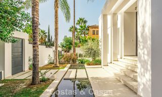 Villa de luxe modernisée, prête à emménager, à vendre au cœur de Nueva Andalucia, Marbella 784118 