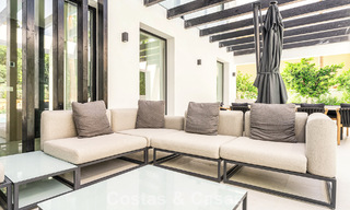 Villa de luxe modernisée, prête à emménager, à vendre au cœur de Nueva Andalucia, Marbella 784130 