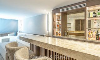 Villa de luxe modernisée, prête à emménager, à vendre au cœur de Nueva Andalucia, Marbella 784134 