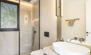 Villa de luxe modernisée, prête à emménager, à vendre au cœur de Nueva Andalucia, Marbella 784142 