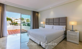 Penthouse en duplex à vendre avec vue sur la mer dans un complexe en bord de mer, à quelques pas de Puerto Banús, Marbella 784156 