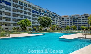 Penthouse exclusif avec vue panoramique à vendre au cœur de Puerto Banús, Marbella 784197 