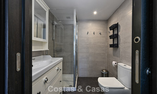 Penthouse exclusif avec vue panoramique à vendre au cœur de Puerto Banús, Marbella 784200 