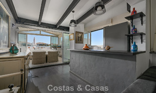 Penthouse exclusif avec vue panoramique à vendre au cœur de Puerto Banús, Marbella 784204 